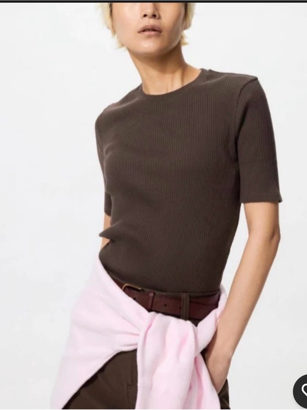Uniqlo variated rib half sleeve tee